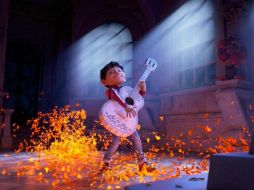El 'teaser' está lleno de color y música, repleto de referencias al Día de Muertos. YOUTUBE /  Disney•Pixar