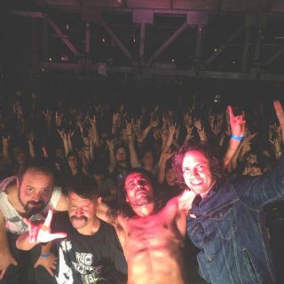 Disidente; sudor y sangre en el escenario