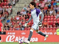 Antonio Adan y Gerónimo Rulli completan con Ochoa la terna de futbolistas con toda la temporada disputada. TWITTER / @yosoy8a