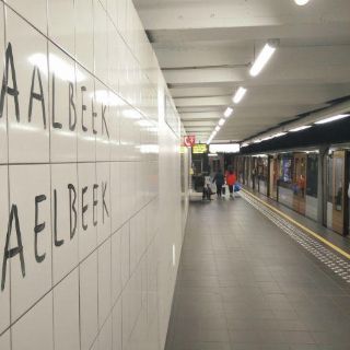 Recuerdan a víctimas de explosión en el metro de Bruselas