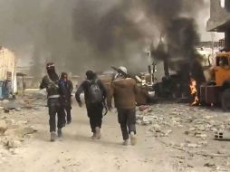 Un centenar de soldados rusos entraron el lunes en Afrín, acompañados de carros de combate y vehículos blindados. AP / A. Al-Sham