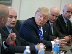 Trump insiste en su valoración de haber heredado un caos doméstico e internacional de su antecesor Obama. AP / ARCHIVO