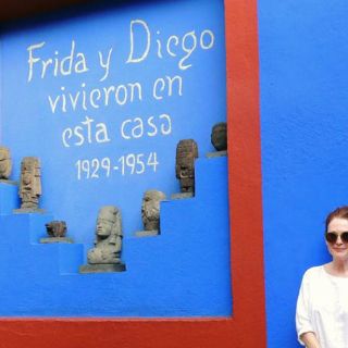 Julianne Moore pasea por la Ciudad de México