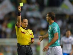 Novaretti sufrió un veto de seis partidos al inicio del torneo por escupir al delantero del Pachuca Hirving Lozano. MEXSPORT / ARCHIVO