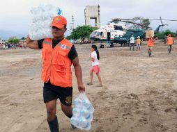 Las zonas con mayor precipitación serían las provincias del interior de Piura, Lambayeque y Tumbes. EFE / C. Roldán