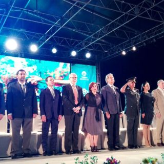 Con catas y mariachi, arranca el Festival del Tequila