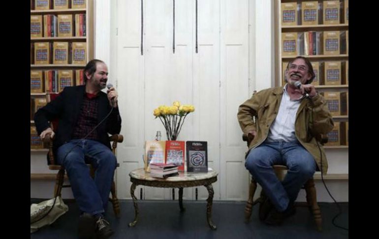 Juan Villoro y el editor Marcelo Uribe presentaron el libro de José Emilio Pacheco 'Inventario'. SUN / A. Acosta