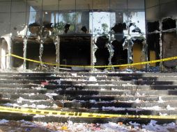 Los disturbios del viernes se registraron después de que un grupo de manifestantes ingresó e incendió la sede del Congreso. AFP / C. Olmedo