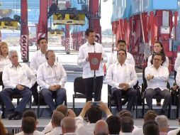 El Mandatario señaló que Lázaro Cárdenas es un punto de conexión de los productos entre Asia y la Costa Oeste de AL. TWITTER / @PresidenciaMX