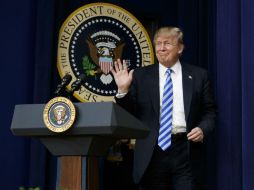 Donald Trump solicitó mil 500 MDD para el muro en el presupuesto suplementario de 2017 y dos mil 600 MDD en 2018. AP / E. Vucci