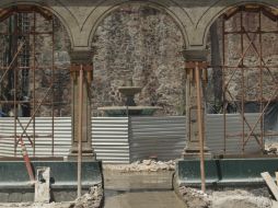 Expertos aseguran que las grietas en el Templo de San Francisco siguen ampliándose y hay algunas de 2.5 centímetros. EL INFORMADOR / ARCHIVO