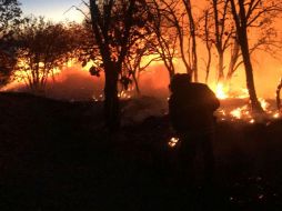 En el lugar ya trabajan elementos de Protección Civil y Bomberos de Tlajomulco. ESPECIAL /