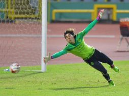 Ochoa fue portero del Ajaccio entre el 2011 y el 2014. MEXSPORT / ARCHIVO