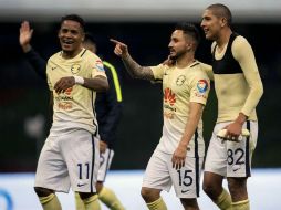 Michael Arroyo, Osmar Mares y Edson Álvarez celebran al finalizar el juego. MEXSPORT / D. Leah
