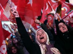 En total, en el referendo se pusieron a juicio ciudadano 18 enmiendas. AFP / O. Koze