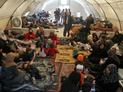 Los centenares de heridos están recuperándose en espacios improvisados ante la falta de hospitales. AFP / O. Haj Kadour