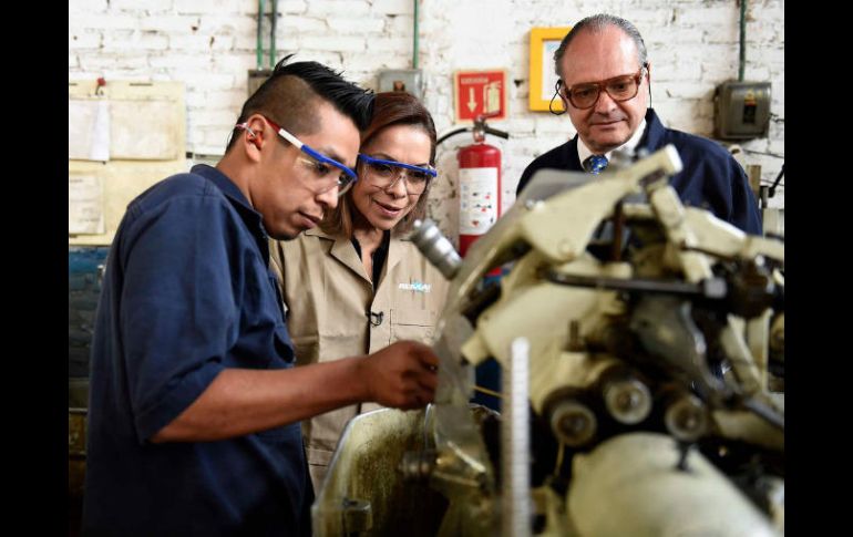 Josefina culpa a la corrupción y a la inseguridad de la fuga de empresas en los últimos años. TWITTER / @JosefinaVM