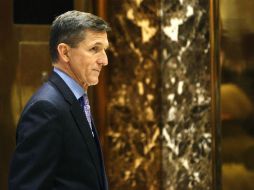 Flynn tuvo que renunciar a su cargo cuando se revelaron sus vínculos con Rusia; la polémica ya se investiga en el FBI. AP / ARCHIVO