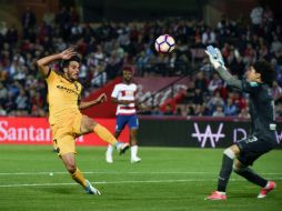 Las atajadas del tapatío no se tradujeron en puntos para su equipo. EFE / M. A. Molina