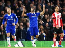 Costa celebra uno de sus tantos; llevaba mes y medio sin anotar. EFE / A. Rain