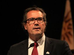 El presidente del Comité Olímpico Chileno se impone al favorito, el dominicano José Joaquín Puello. EFE / A. Prieto