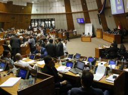 Tras el rechazo del proyecto en la Cámara de Diputados, se abre de lleno la carrera electoral para abril de 2018. EFE / A. Cristaldo