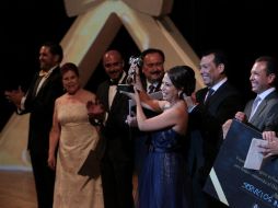 Elsa María Estrada Kelly recibió el premio al empresario joven del año. EL INFORMADOR / F. Atilano