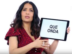 Salma explicó palabras mexicanas como 'Estoy pedo', 'Qué onda' y 'Eso que ni qué'. YOUTUBE /  Vanity Fair