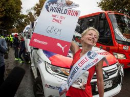 En Chile, la polaca Dominika Stelmach fue la mujer ganadora a nivel mundial con 68.21 kilómetros corridos. ESPECIAL / Wings for life