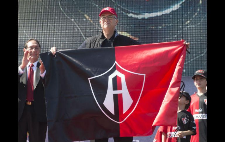 El perdedor aportará la suma en juego a la fundación de Rafa Márquez o a la de Jorge Vergara. MEXSPORT / ARCHIVO