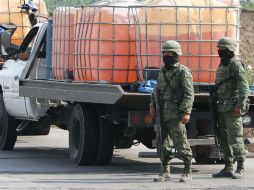Este miércoles se divulgó un video en el que se observa a un presunto elemento castrense disparar a la cabeza a un civil sometido. SUN / ARCHIVO