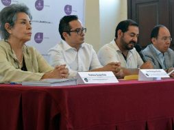 Patricia Urzúa directora del MURA, Joao Rodríguez director de Museos y Exposiciones de la SCJ; Francisco Galindo Rizo y Eduardo Gómez. ESPECIAL /