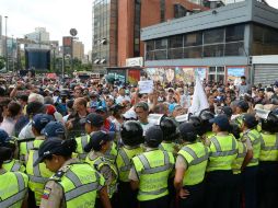 Las protestas han dejado 40 fallecidos, aunque la Fiscalía General solo reconoce 38, y más de 800 heridos. AFP / F. Parra
