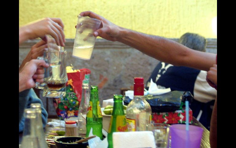 En la industria transportista y de transformación se ha detectado el mayor número de trabajadores con problemas de adicción. EL INFORMADOR / ARCHIVO