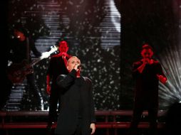 Con una audiencia de mayoría hispana y de mediana edad, el público coreó y bailó las canciones del artista. EFE /