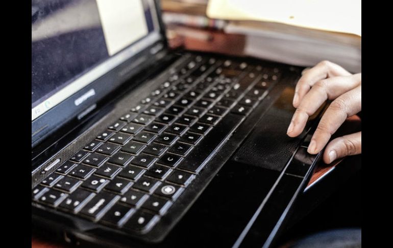 No debes fiarte de archivos adjuntos de correos de dudosa procedencia, ni hacer clic en enlaces sospechosos. EL INFORMADOR / ARCHIVO