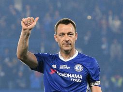En total, el futbolista londinense ha vestido la camiseta azul del Chelsea en 716 ocasiones desde su debut en 1998. EFE / F. Arrizabalaga
