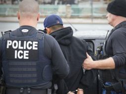 Esas cifras representan que, cada día, más de 400 inmigrantes en EU son detenidos, la mayoría con antecedentes criminales. AP / ARCHIVO