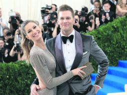 Inseparables. En esta foto del 1 de mayo de este año aparecen Gisele Bundchen y Tom Brady en una gala benéfica. AP /