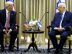Trump insta a Rivlin a trabajar juntos para acabar con el azote de la violencia en Jerusalén. AP / E. Vucci