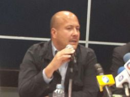 Alfaro aseguró que los operativos van en serio e invitó a los propietarios de los bares para que obedezcan a los reglamentos. TWITTER / @GuadalajaraGob