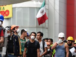 Renata es una mexicana más, de miles que ayudan a los damnificados del sismo.