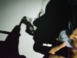 el fumador clasificado como intenso es aquel que consume de 10 a 20 cigarros por día. NTX / ARCHIVO