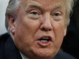 A menos de seis meses de iniciar el mandato, Donald Trump es el presidente con mayor desaprobación en la historia de EU. AP / ARCHIVO