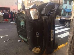 Se presume que el percance habría sido ocasionado por que alguno de los dos vehículos no respetó la prelación de paso. ESPECIAL / Bomberos Guadalajara