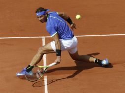 Nadal busca convertirse en el primer tenista en ganar diez títulos en uno de los torneos del Grand Slam. EFE / E. Laurent