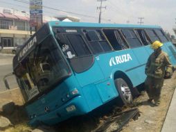 Así quedó el camión después del accidente. ESPECIAL / Bomberos de Zapopan