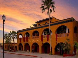 La banda estaría buscando una orden judicial para evitar que el Hotel California utilice el nombre de la canción. FACEBOOK / @hotelcalifornia