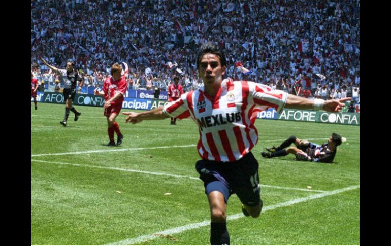 Gustavo Nápoles se despachó con cuatro goles en el partido final. EL INFORMADOR / ARCHIVO