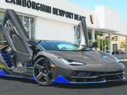 El Lamborghini Centenario tiene un costo de 1.9 millones de dólares ESPECIAL /